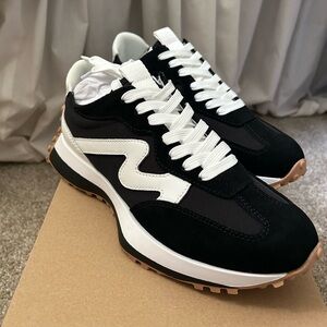 Steve Madden Campo Sneakers